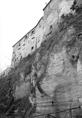 Rocca degli Anconitani